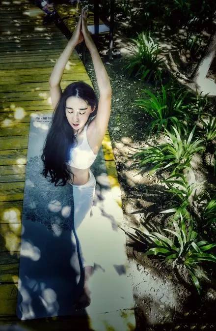 瑜伽培训价格多少钱一个月,瑜伽一对一教培多少钱