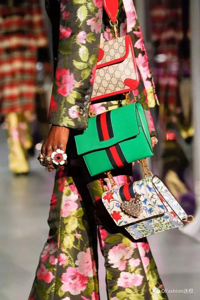 gucci包新品酒神,gucci新款包包2022酒神