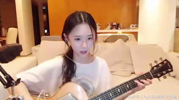 女主播只会炒作？这位甜妹歌喉强，靠打赏8个月海捞三仟万！