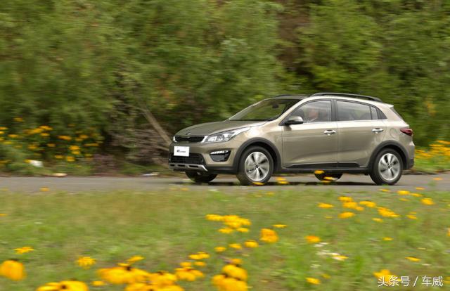 起亚k2跟起亚kxcross的区别,起亚kxcross比k2怎样