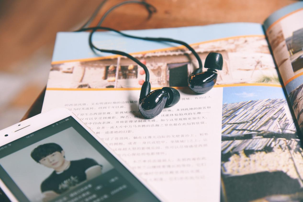 四单元动铁耳塞中的神峰——舒尔SE846入耳体验