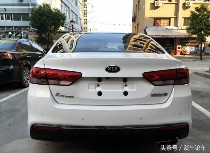 东风起亚k4顶配,3万落地起亚k4