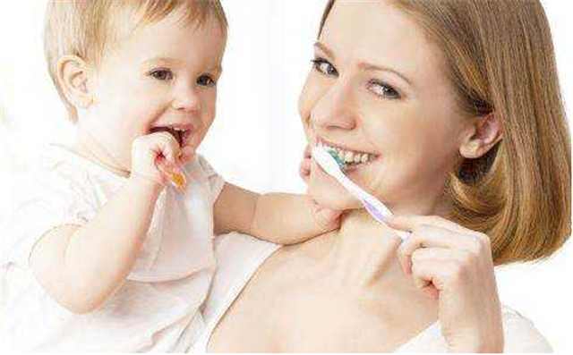 3岁的宝宝一口乳牙全烂光，都怪妈妈睡前给她喝这个