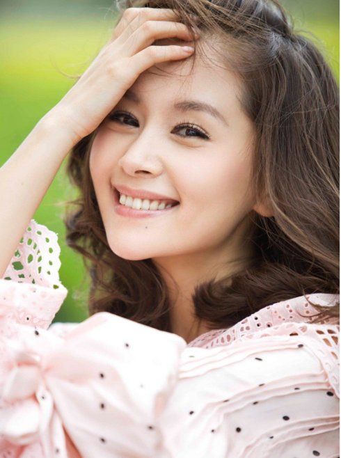 十大女星赵丽颖,赵丽颖张馨予谁厉害