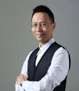 10位名嘴解说足球,苏宁之夏董路解说员