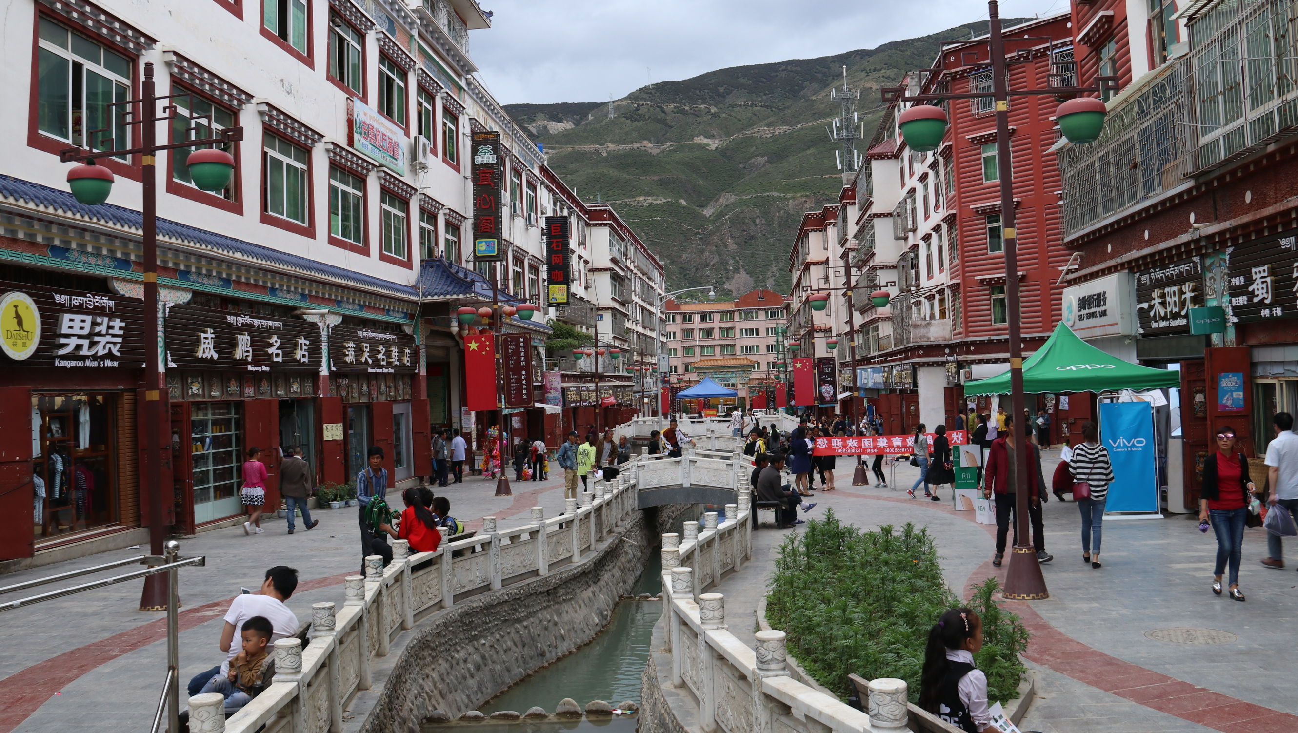 川藏自驾游巴塘至芒康,西藏芒康至丽江泸沽湖旅行