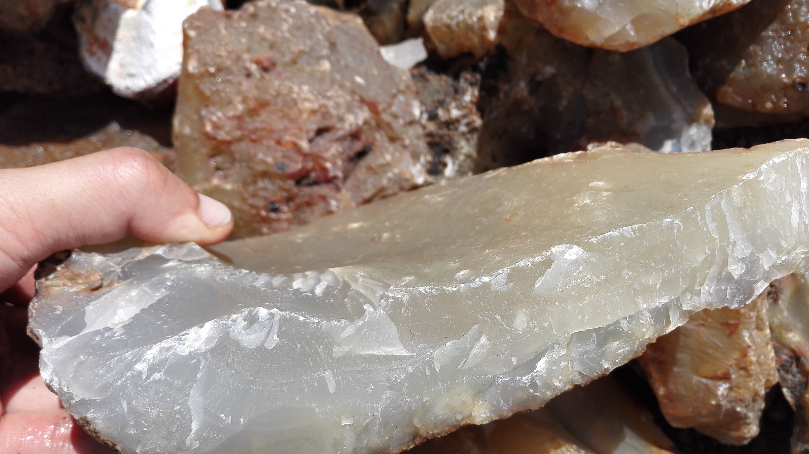 冰彩玛瑙手镯,马料高冰透玛瑙手镯