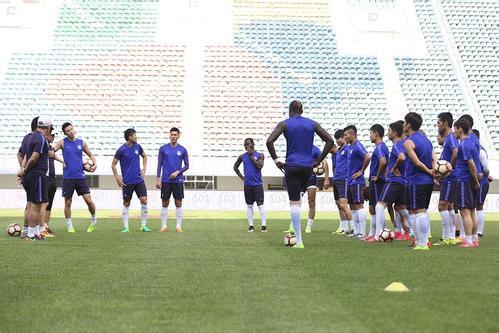 给球迷报销让功勋履新和强队热身!为了保级中超这仨队也是拼了!