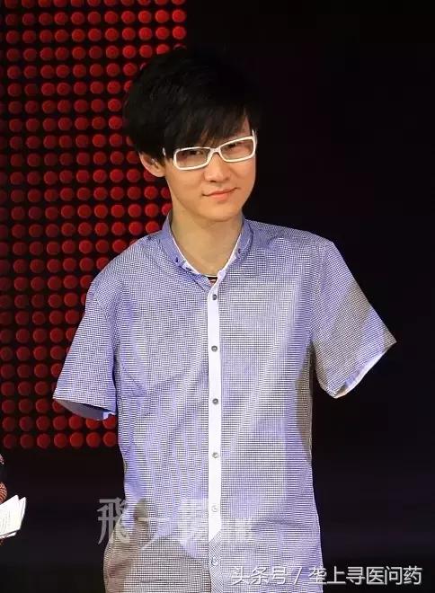 残疾智力低下的母亲坚持生孩子,残疾妈妈四肢瘫痪