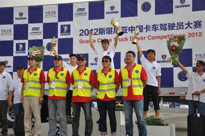 斯堪尼亚公路之王的由来,公路之王斯堪尼亚v88x8