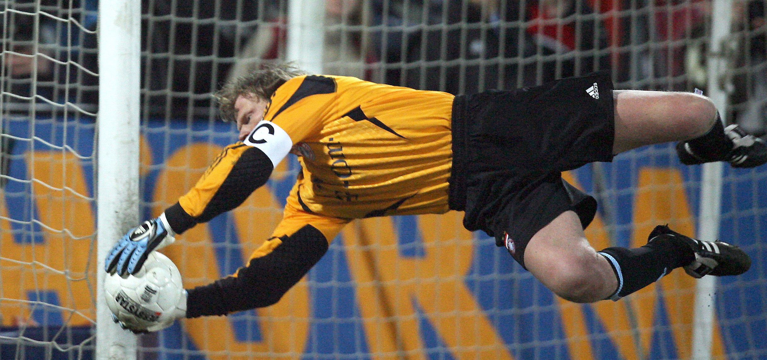 鐞冨潧鐙瓙,鐞冨潧涓婄殑鍘夊鐞冨憳