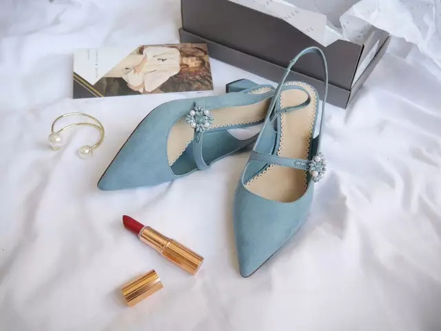 超级好看的平底鞋女生推荐,最流行的4款平底鞋