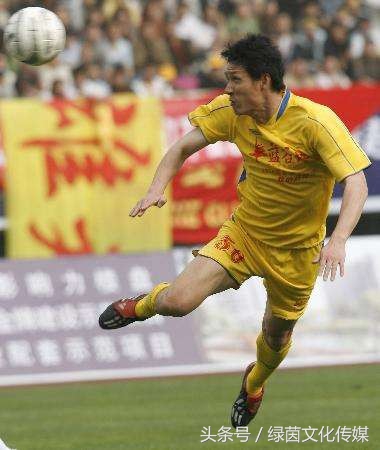 中国足球世界级球员,足坛历史上的十大万金油球员