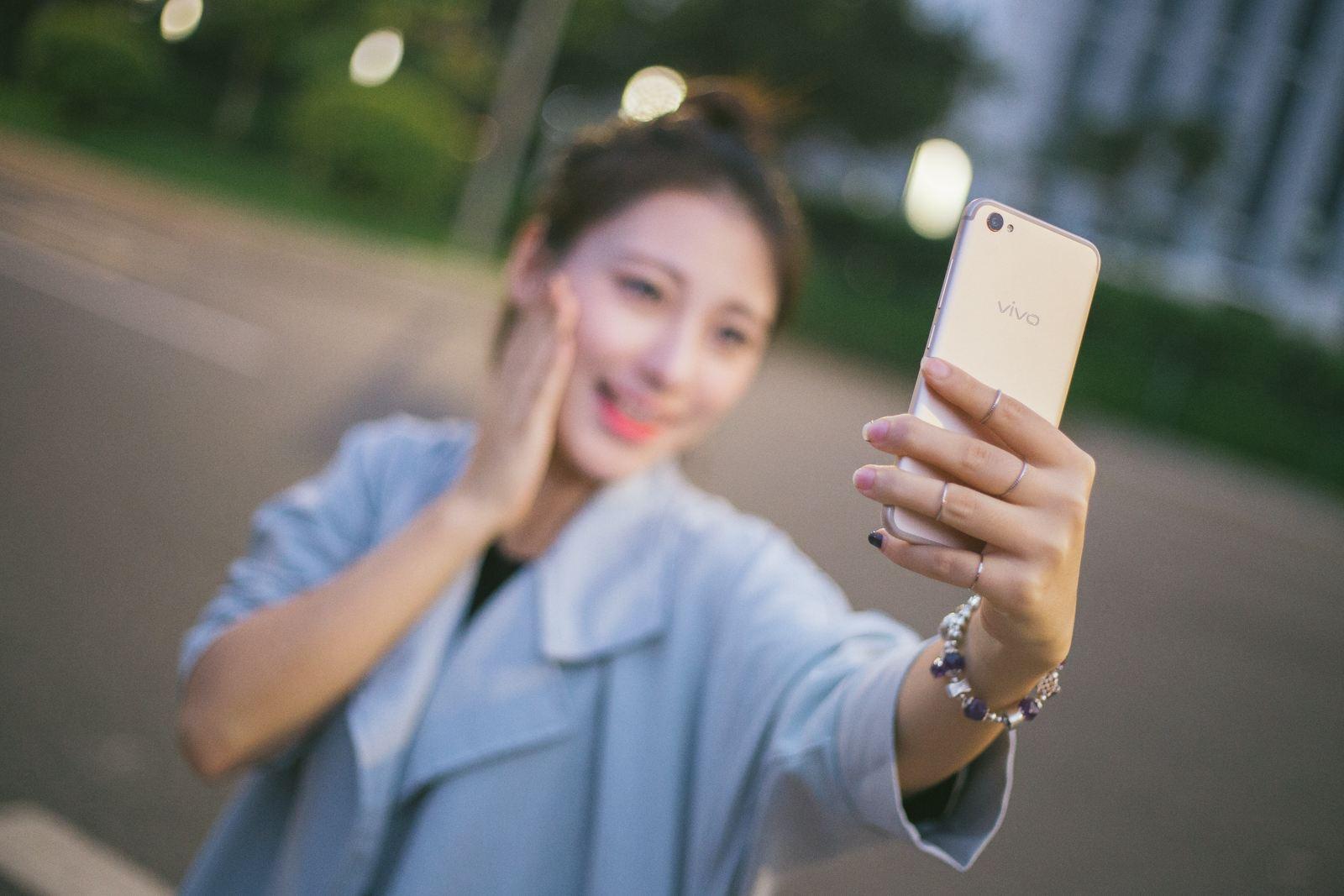 如何在激烈的市场中「虎口拔牙」？vivo说做好这三点很关键