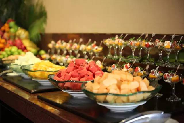 玉龙雪山下奢华民宿,丽江悦榕庄三卧