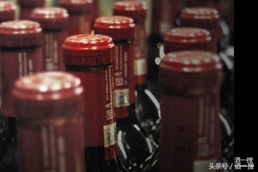 正宗拉菲红酒标志图片,拉图编码红酒真假鉴别