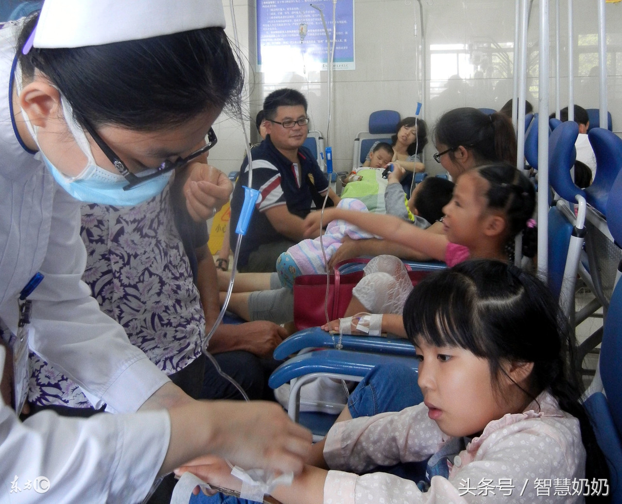 防暑降温六大误区,孩子发烧误区降温家长中招