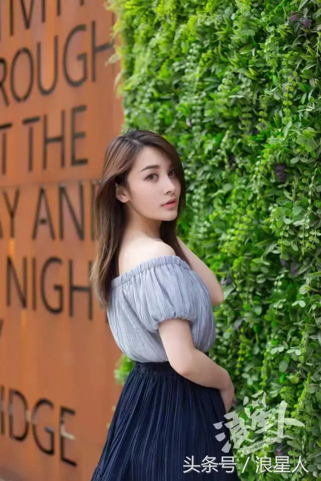 重庆淘女郎美女姐妹花创业，竟被装修工人“吃豆腐”