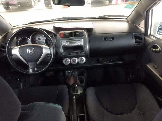 2016款本田飞度优缺点,本田飞度的优点和缺点