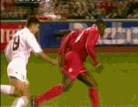 足球场上笑死人瞬间,足球笑死人的搞笑视频