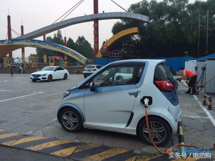 众泰e200详细讲解,众泰e200现在最低多少钱