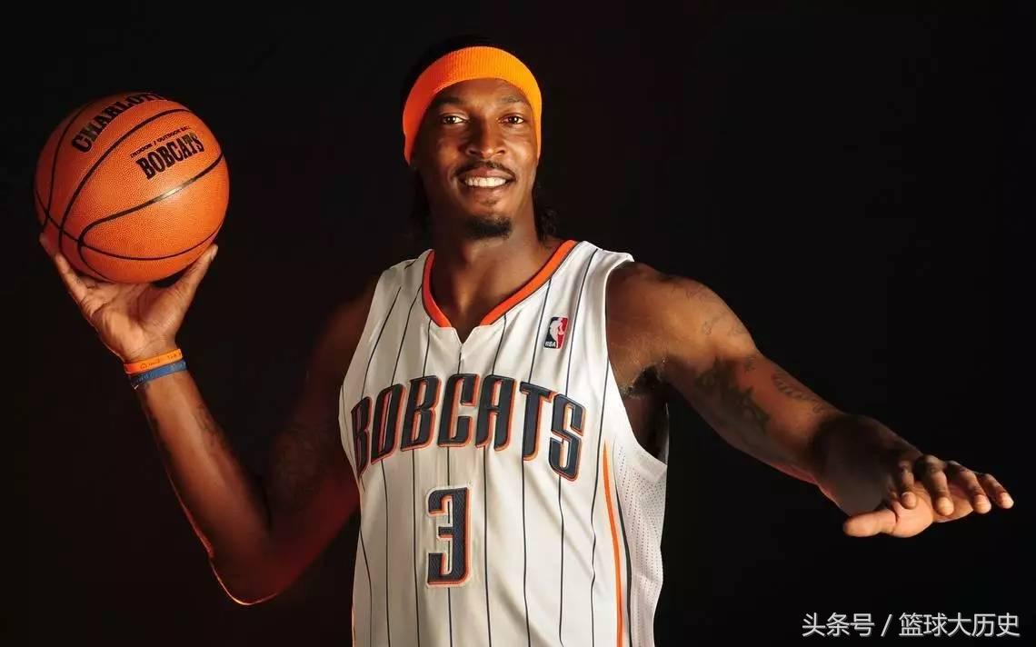 拜纳姆肘击事件,拜纳姆肘击华莱士后科比反应