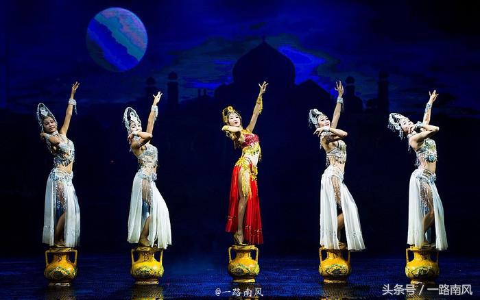 三亚千古情景区表演门票,三亚千古情快闪游客抢镜视频