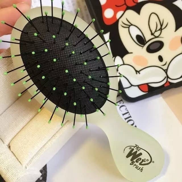 明星最爱的12款人气梳子大比拼,明星用的同款梳子