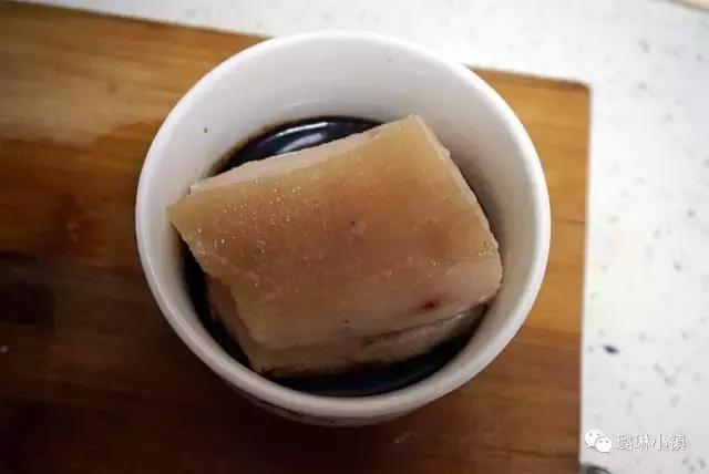 广式脆皮芝麻鸡的配方及做法视频,广式脆皮烧肉图片