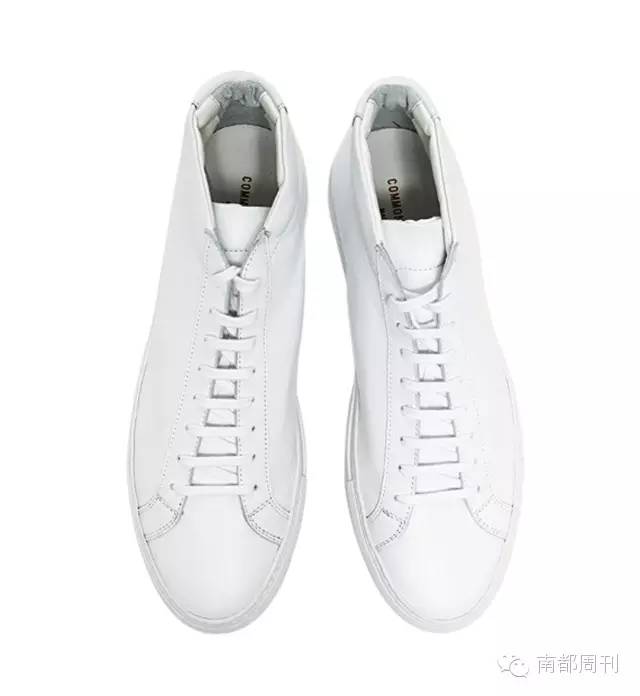 有一款很火爆的小白鞋,这才是小白鞋的正确打开方式