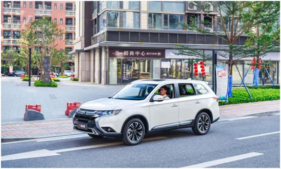 奶爸车上车要领,奶爸正确用车姿势