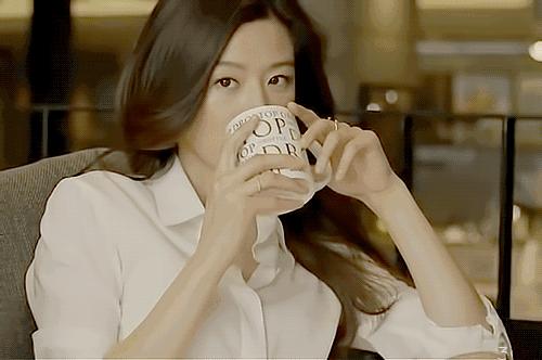 和ysl口红质地接近的平价口红,大牌口红平价学生