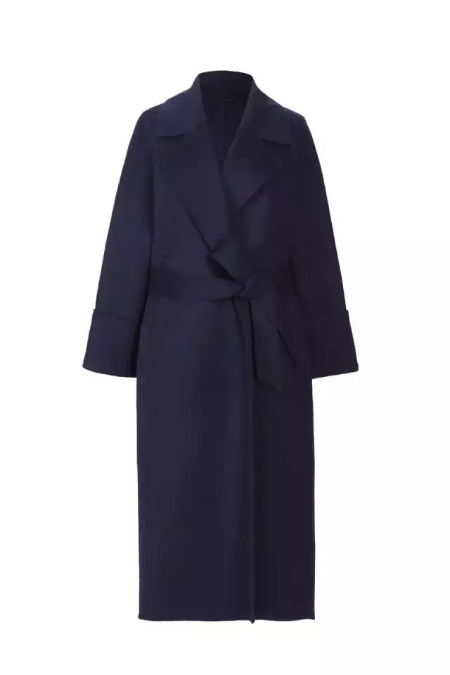 刘雯同款鞋子是什么牌子,刘雯最火的一双鞋