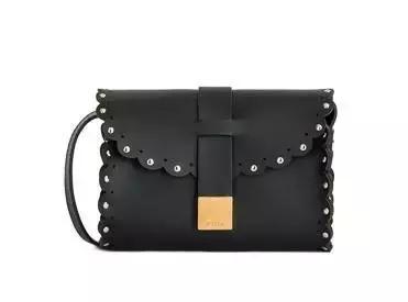 给男朋友买的包包推荐,如果老公给你2万你会买什么