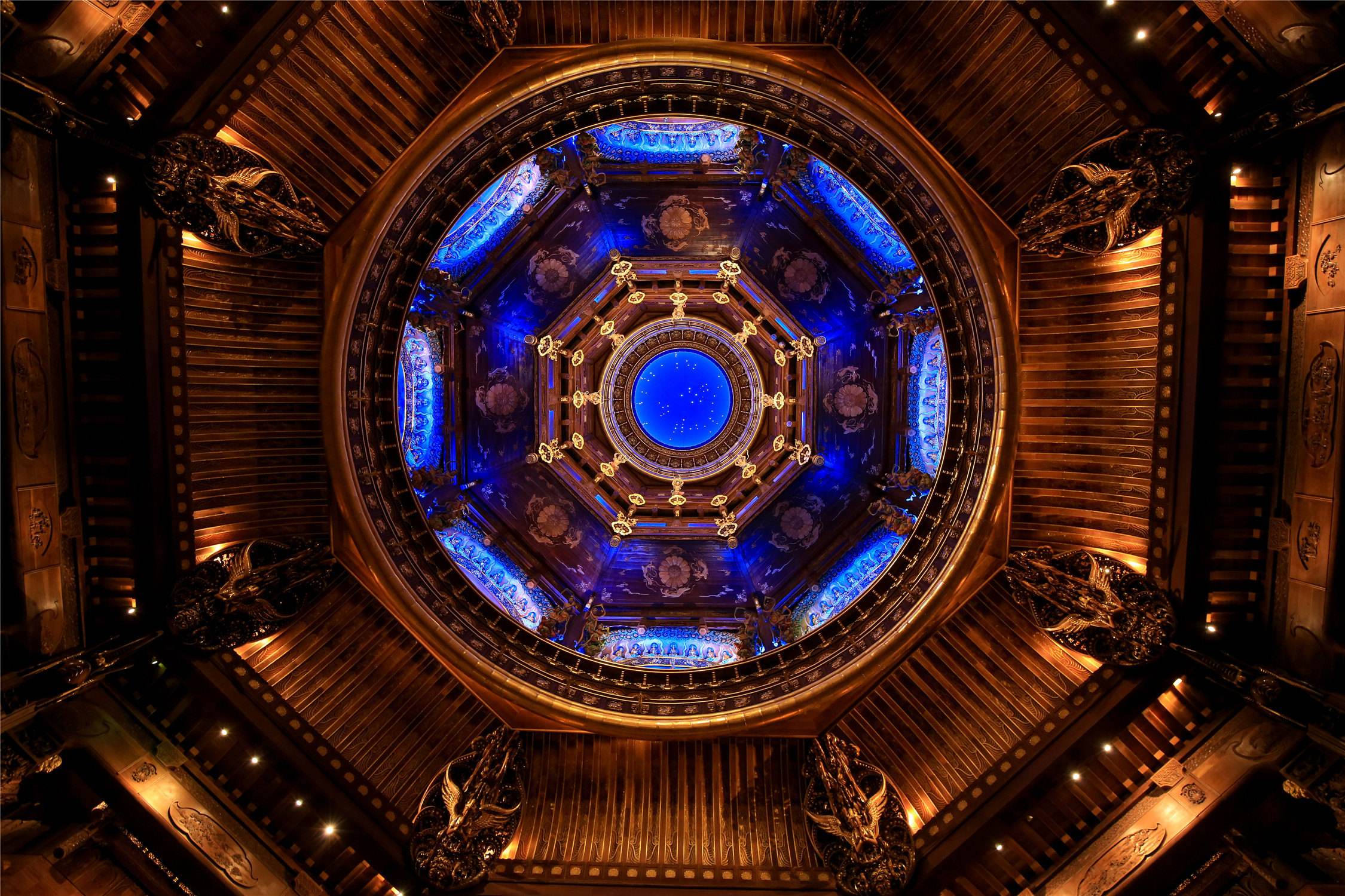 无锡灵山大佛里面有阿弥陀佛,无锡最好三个景点灵山大佛