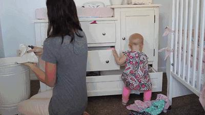 有人当街产子有人因无法忍受疼痛自杀分娩到底有多痛?