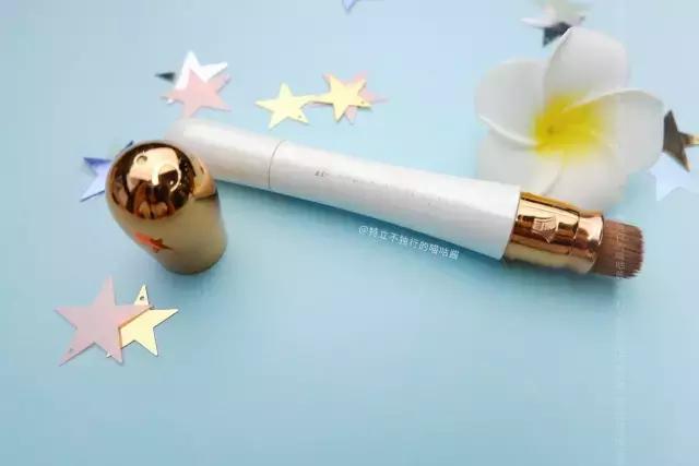 化妆很重要后期p图很重要,化妆和p图总要会一招