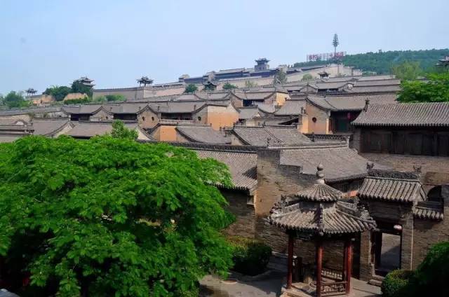 带着老伴穷游,开房车带老伴穷游