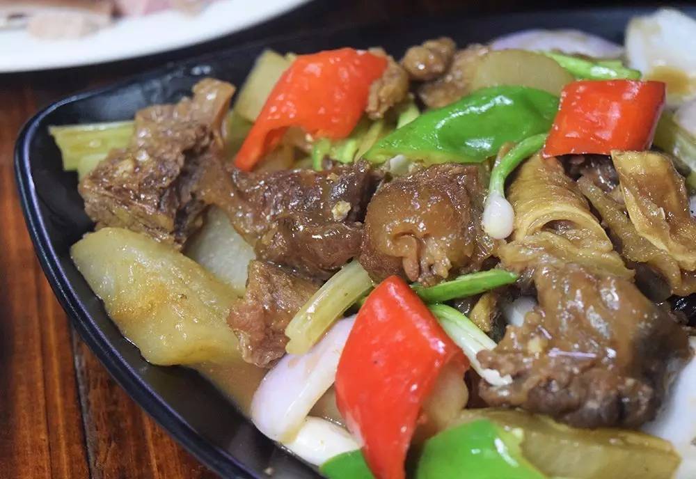 藏身于南海的一家食牛老字号！勾起了许多南海人的记忆！