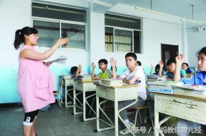 35岁女教师产下双胞胎,女老师顺产全麻