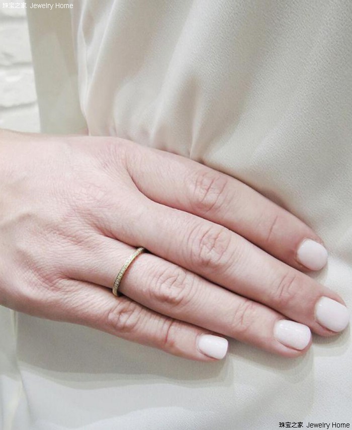 戒指戴在不同手指上分别表示什么,戒指戴在哪根手指上代表有对象了