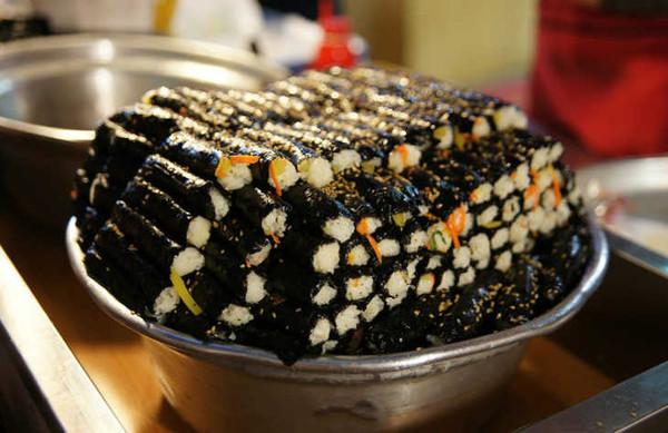 看电视时,你曾经被什么食物深深击中过?