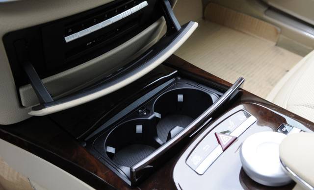 这台二手奔驰S六折要么？-萌叔拍案系列170906期