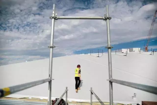 英伟达市值超过2万亿美元,英伟达市值2万亿美元