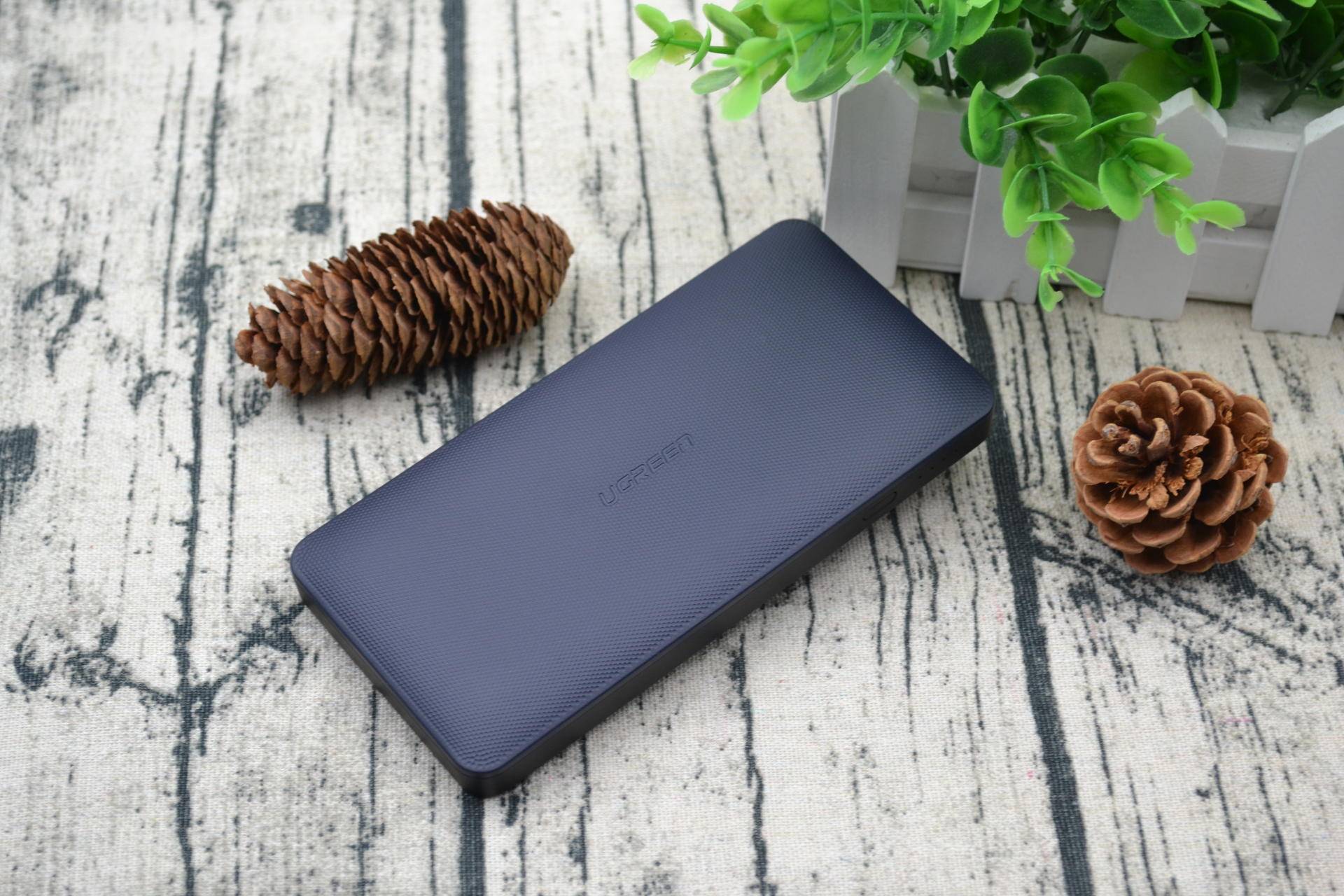 绿联mfi数据线和苹果原装哪个好,绿联mfi认证苹果充电宝评测