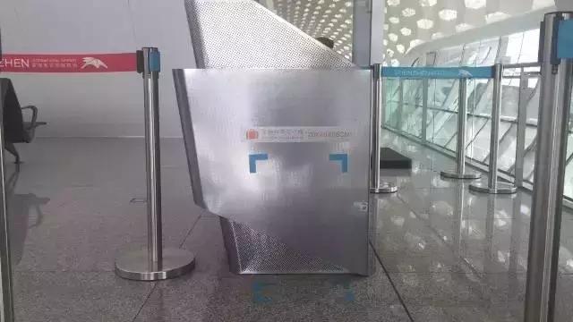 国内航空公司手提行李查得严吗,机场严查行李规定