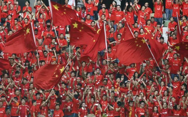 国足座驾比成绩还亮眼,国足球星座驾