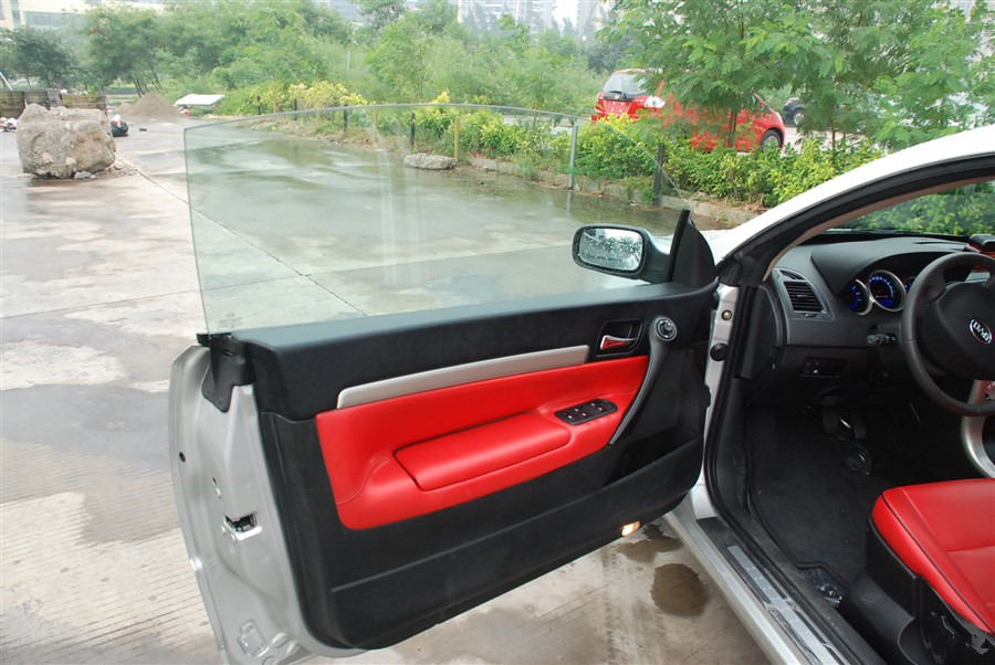 帅气又霸气不超过100万的敞篷车,前脸最像劳斯莱斯的敞篷车