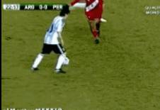 99.9%的人防不住的篮球过人,简单又实用的过人技巧足球