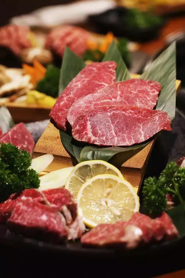 伊势丹楼下烤肉,爱和牛寿喜烧自助伊势丹